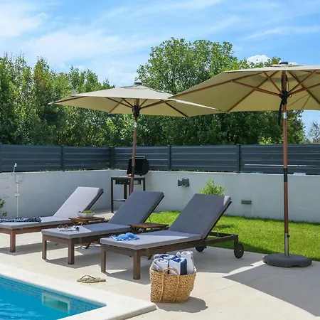 Holiday home Luz *